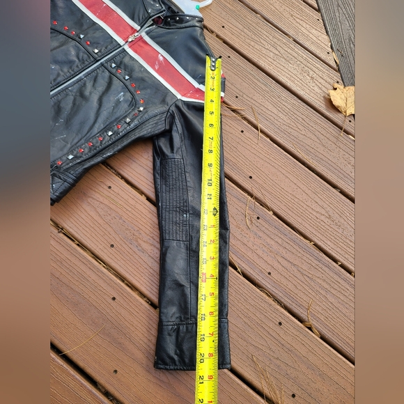 Def Leppard Ladies Leather Jacket from Wilson’s Leather Medium - Picture 11 of 16